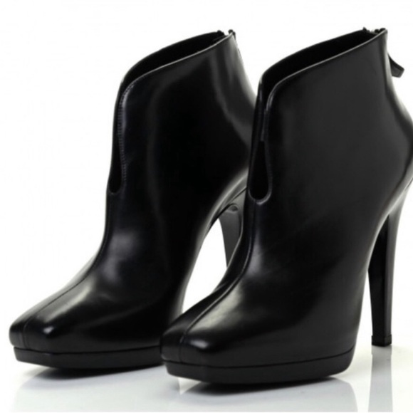 Hermes leather ankle boots - Picture 12 of 12